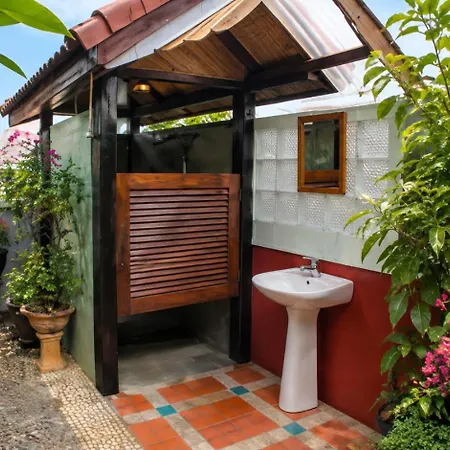 Shanti Lodge Bangkok