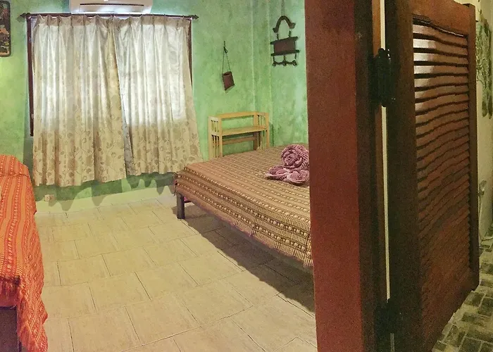 招待所 Shanti 2*